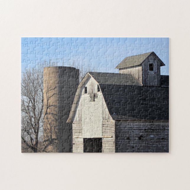 Rustic White Barn Jigsaw Puzzle (Horizontal)