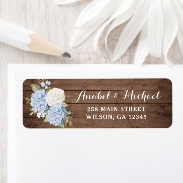 Rustic Wood Blue Hydrangea Adresse de retour Label (En situation)