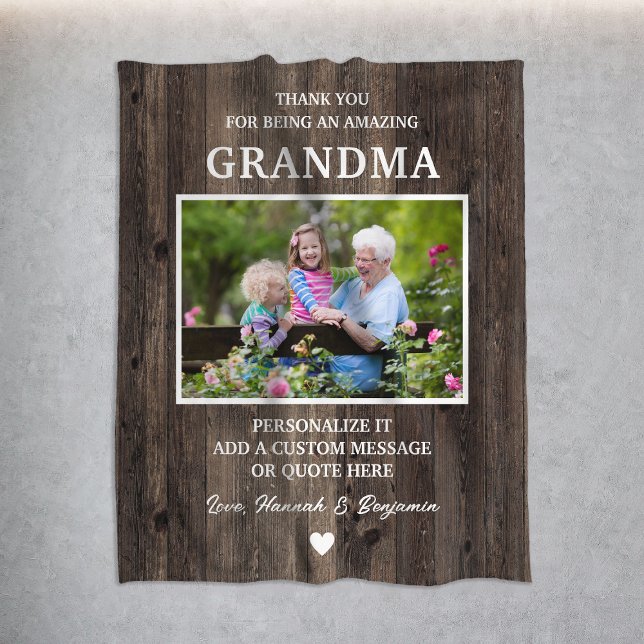 Rustic Wood Grandma Thank You Personalized Fleece Blanket (Rustic Wood Grandma Thank You Personalized Fleece Blanket
)