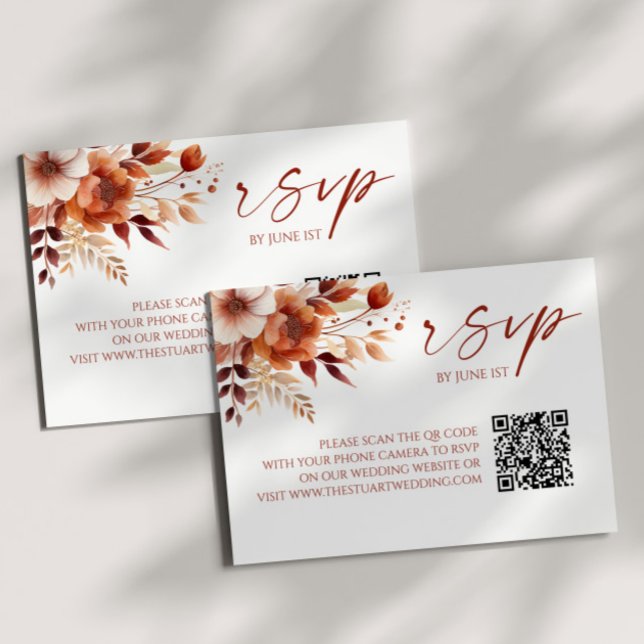 Rusty Bourgogne Floral QR Code Mariage Carte RSVP (Créateur téléchargé)