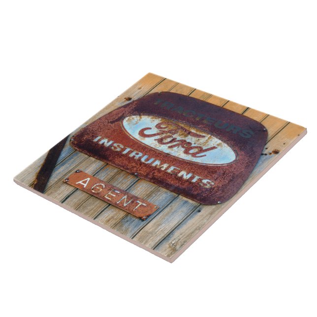 Rusty Enamel French Sign. Tile (Side)