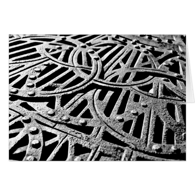 Rusty Grate in Grey (Front Horizontal)