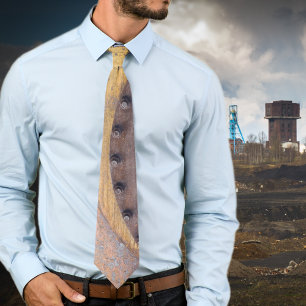 Rusty metal object tie