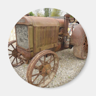 Rusty vintage tractor magnet