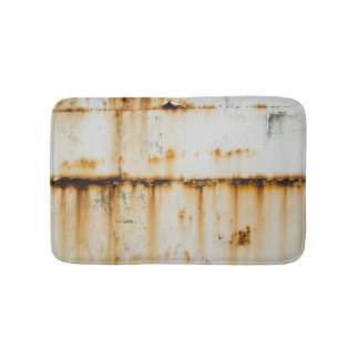Rusty White Metal: Textured Surface Bath Mat