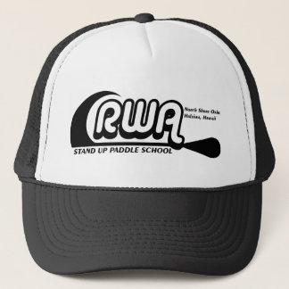 RWA tiennent le casquette de camionneur de palette