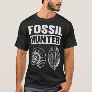 S2 Fossil Hunting Fossils Paleontology (65) T-Shirt