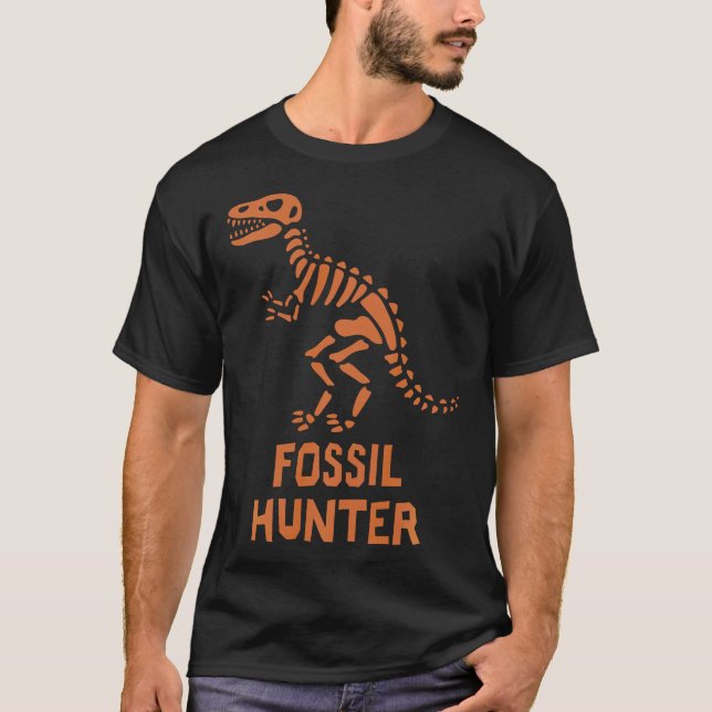 S2 Fossil Hunting Fossils Paleontology (85) T-Shirt (Front)