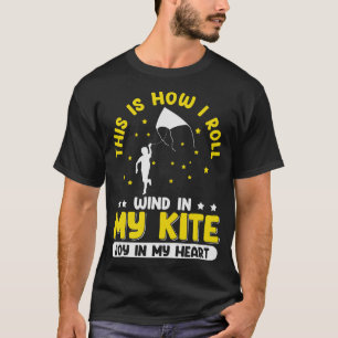 S2 Kite Flying Fly Kites (44) T-Shirt