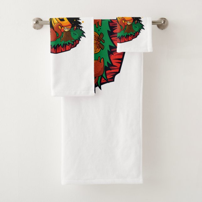 S’more Fun With This Camping Squirrel Bath Towel Set (Insitu)