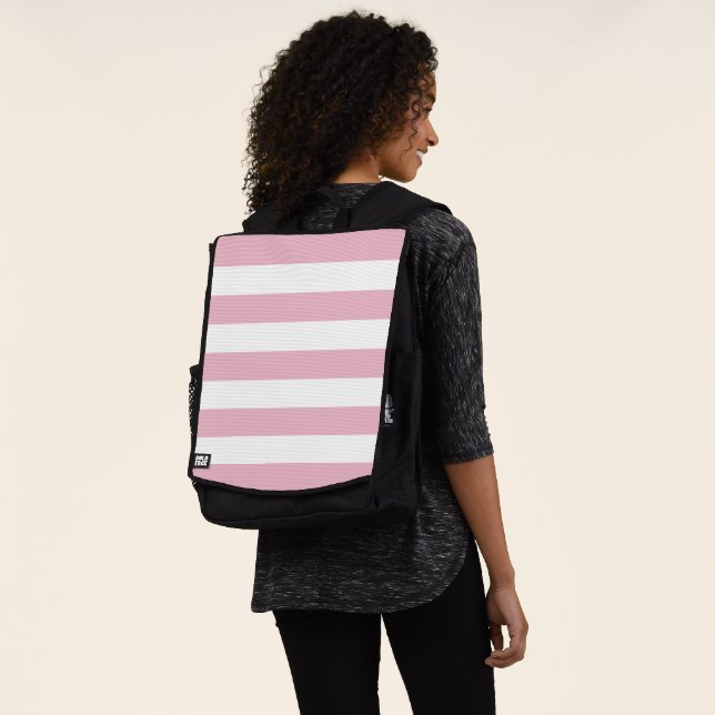 Sac À Dos Grandes Pink, Grandes Blances, Motif Gratté (Porté)