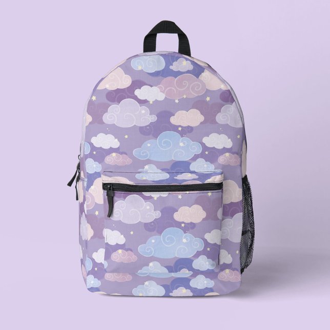 Sac À Dos Imprimé Whimsical Pastel Clouds et étoiles Motif (Purple Whimsical Clouds and Sky Backpack)