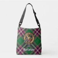Clan MacFarlane Crest sur Tartan de chasse moderne