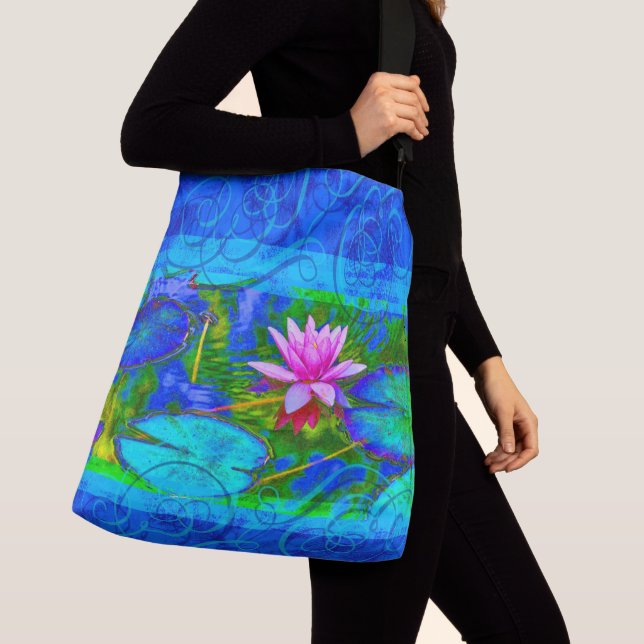 Sac Ajustable Nénuphar rose dans un étang de bleu de cobalt (De près)