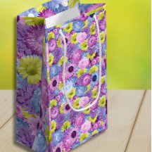 Sac cadeau aux fleurs pastel