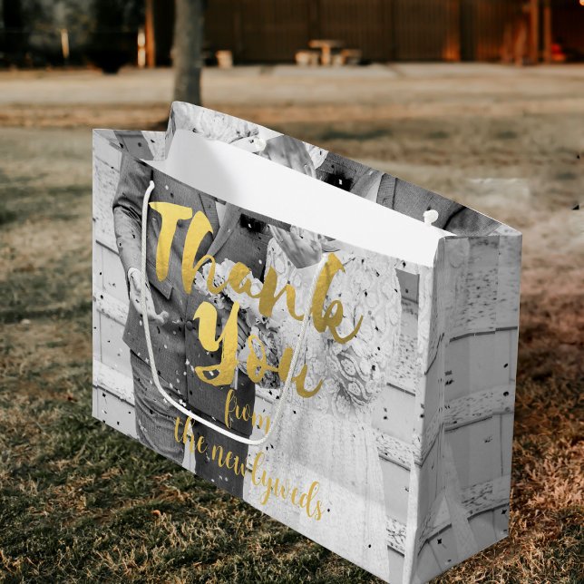Sac cadeau Merci photo mariage personnalisé (Upload your photo and add your names to this elegant wedding gift bag.)