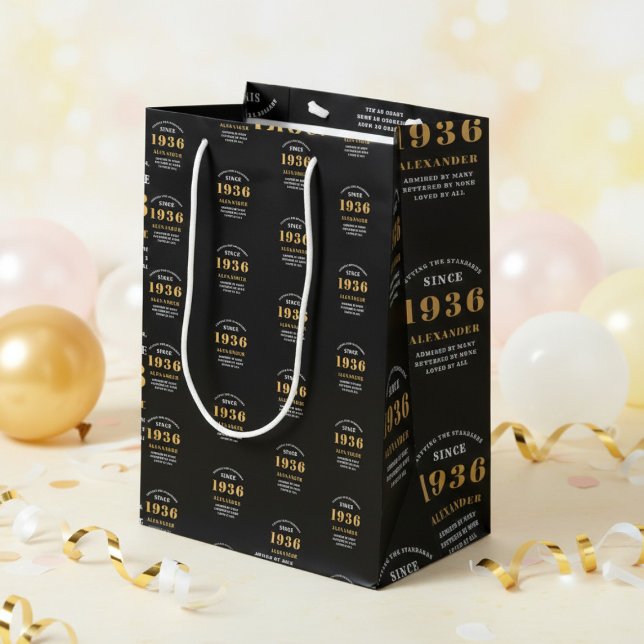 Sac Cadeau Moyen 90th Birthday 1936 Black Gold Chic Elegant (Born 1936 birthday gift bag. Background out of focus.)