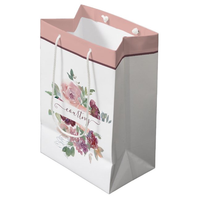 Sac Cadeau Moyen Aquarelle Bourgogne et rose florale personnalisée (Devant Angle)