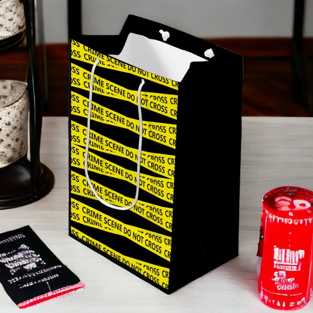 Sac Cadeau Moyen Bande de scène de crime policier (Police Crime Scene Tape gift bags from Ricaso )