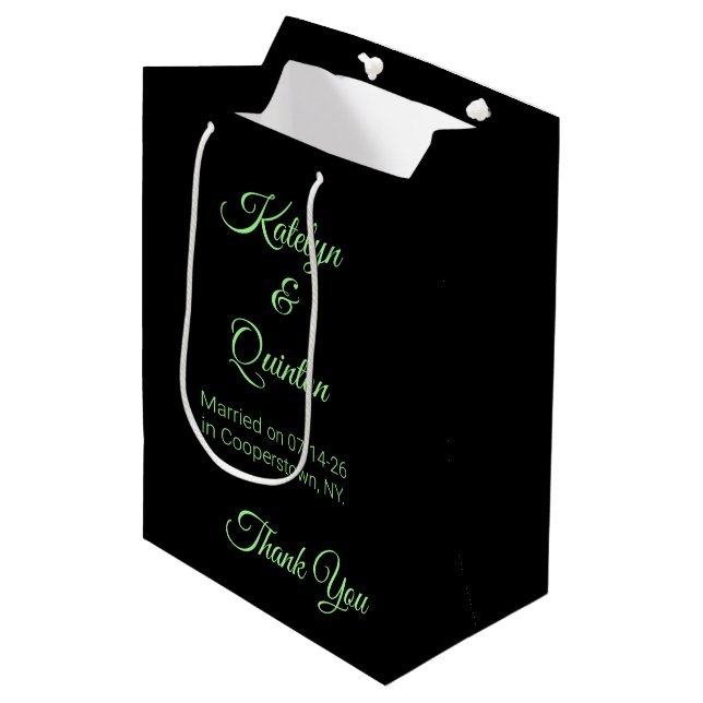 Sac Cadeau Moyen Black & Spring Green en élégance : Mariage (Devant Angle)