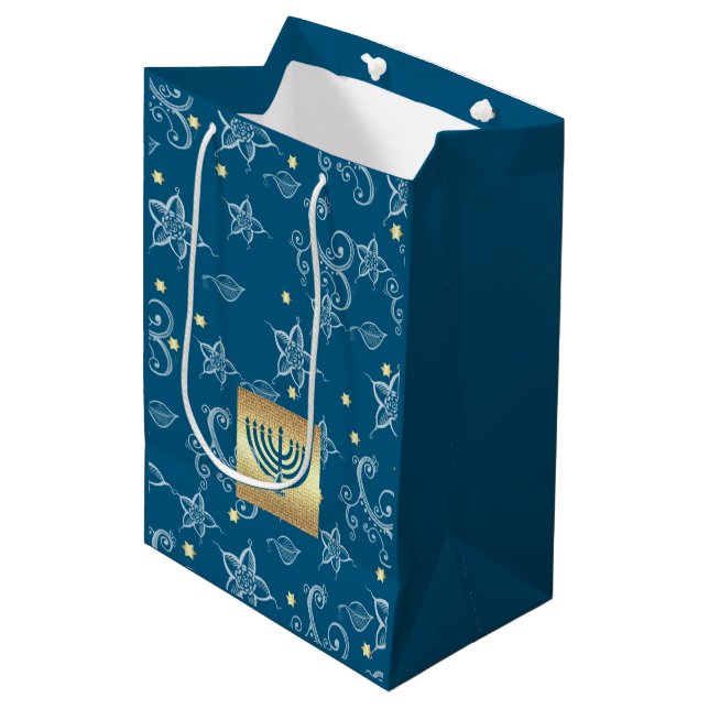 Sac Cadeau Moyen Bonne Hanoukka. Ménorah d'or et modèle floral (Devant Angle)