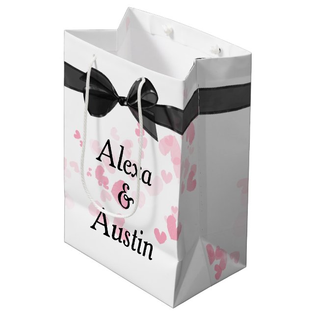 Sac Cadeau Moyen Bow Mariage Noir Sur Blanc Avec Coeurs (Devant Angle)