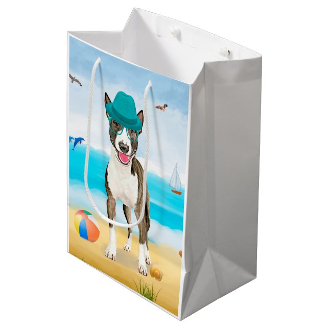 Sac Cadeau Moyen Bull Terrier Dog sur la plage (Devant Angle)