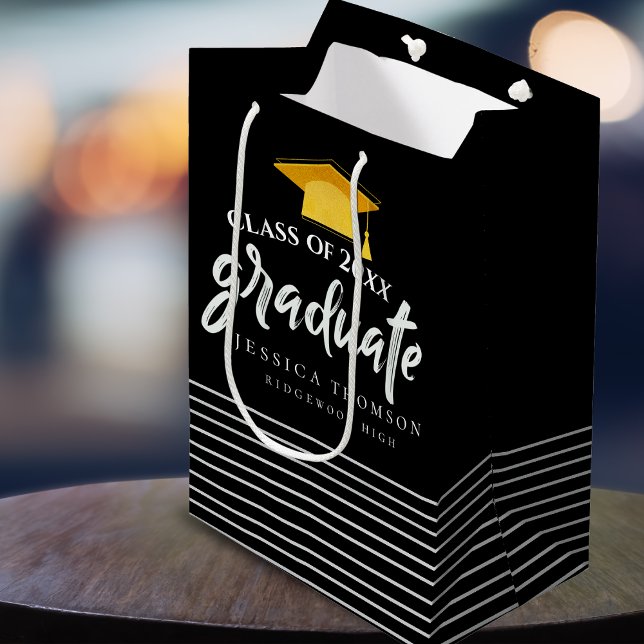 Sac Cadeau Moyen Casquette de la fête de graduation Black & Gold Fa (Black & Gold Grad Hat Graduation Party Favor Medium Gift Bag)