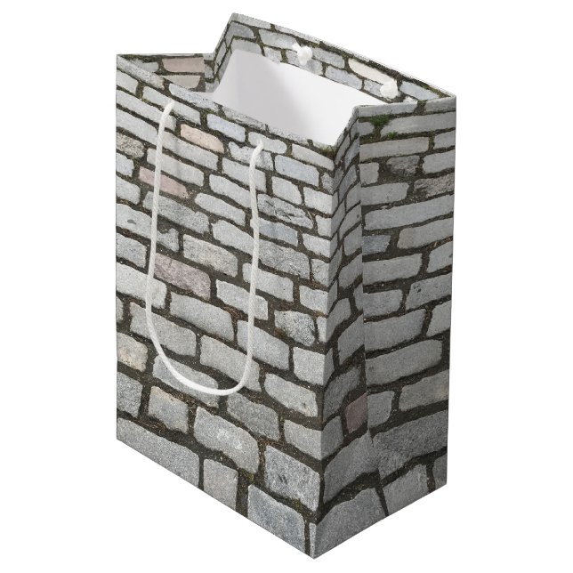Sac Cadeau Moyen Chemin de pierre Gris Cobblestone Street Sidewalk (Devant Angle)