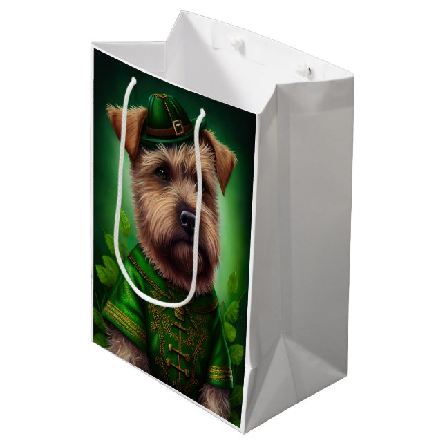 Sac Cadeau Moyen Chesapeake Bay Terrier en tenue de jour St. Patric (Devant Angle)