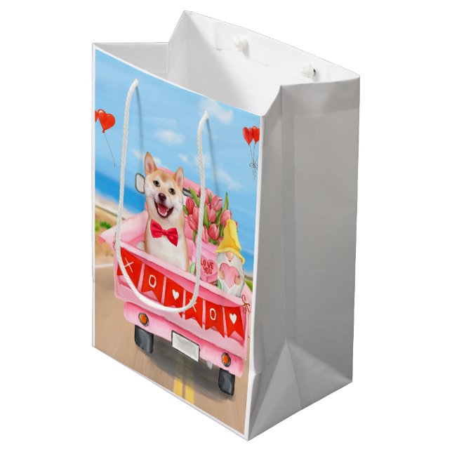 Sac Cadeau Moyen Chien Shiba Inu Saint Valentin Coeurs de Camion (Devant Angle)