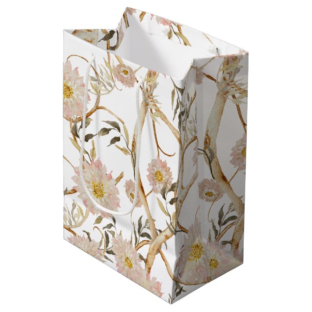 Sac Cadeau Moyen Chinoiserie Floral Peony Aquarelle rose pâle (Devant Angle)