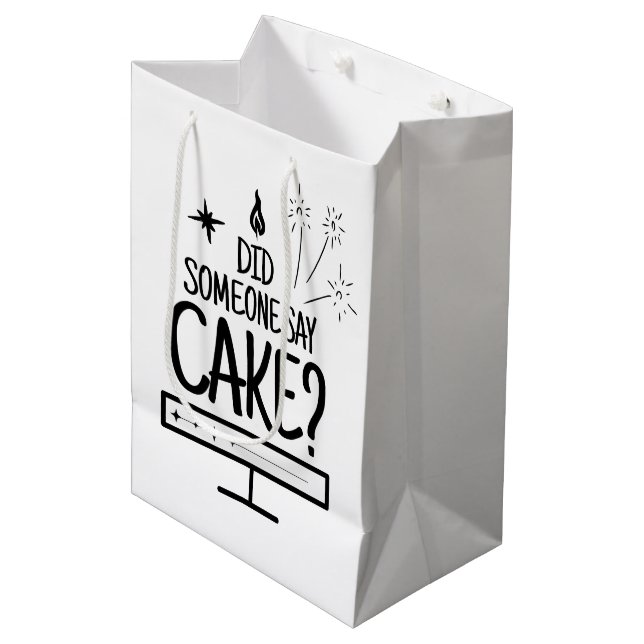 Sac Cadeau Moyen Citation Amoureux de Gâteau Minimaliste Typographi (Devant Angle)