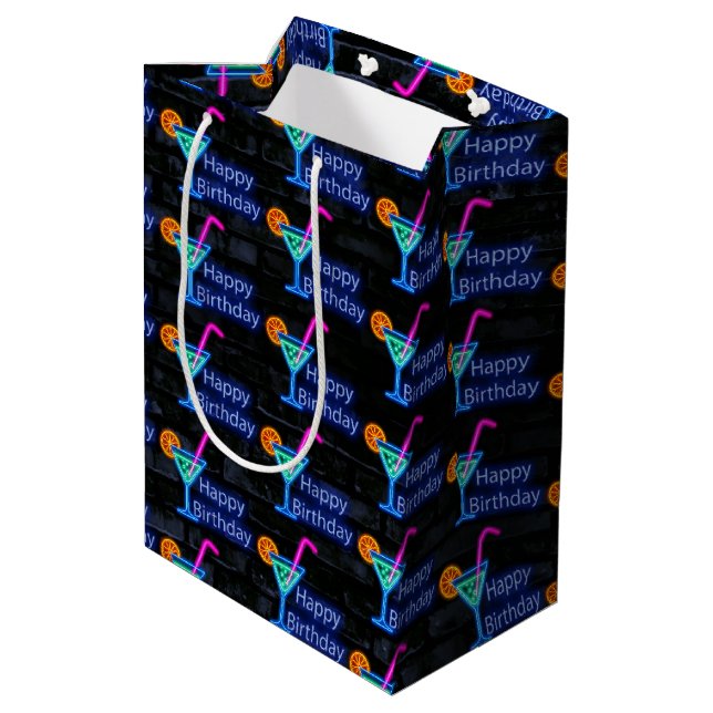 Sac Cadeau Moyen Cocktail Nouvel Anniversaire Sur Brique (Dos Angle)
