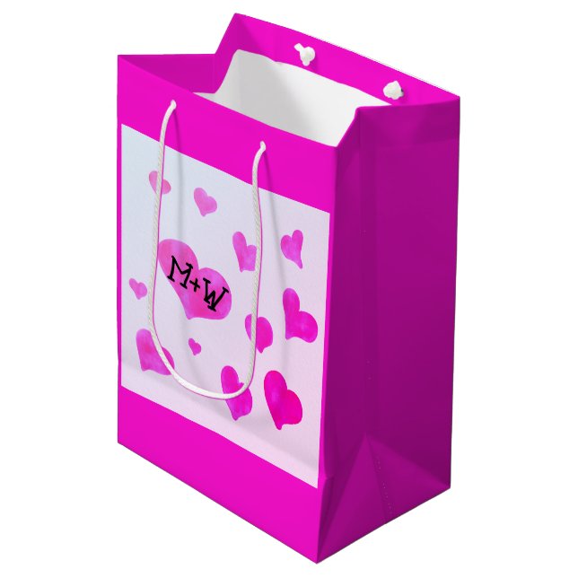 Sac Cadeau Moyen Coeurs d'aquarelle rose Personnalisé Nom de couple (Devant Angle)