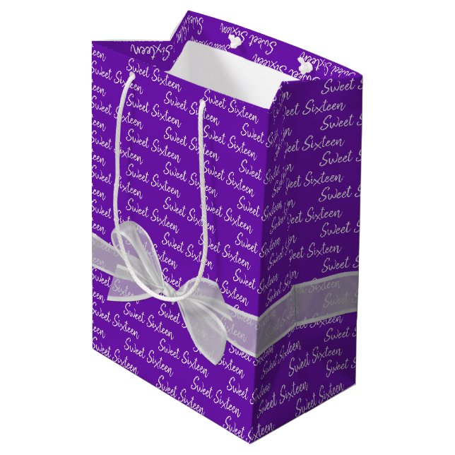Sac Cadeau Moyen Doux 16 Anniversaire Bow Sur Violet (Dos Angle)
