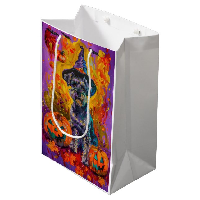 Sac Cadeau Moyen Éffrayant Schnauzer Chien Halloween sorcière et Ci (Devant Angle)