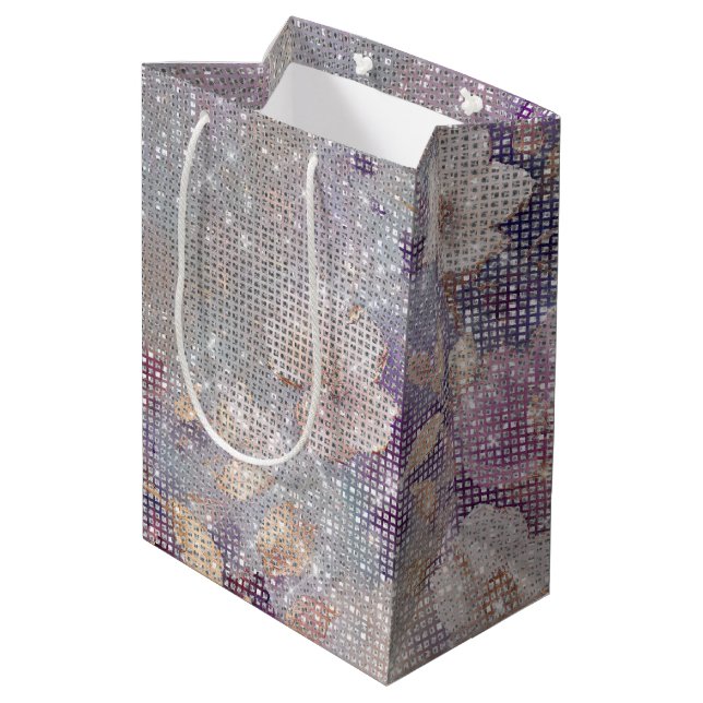 Sac Cadeau Moyen Éperche florale violette en or glam (Dos Angle)