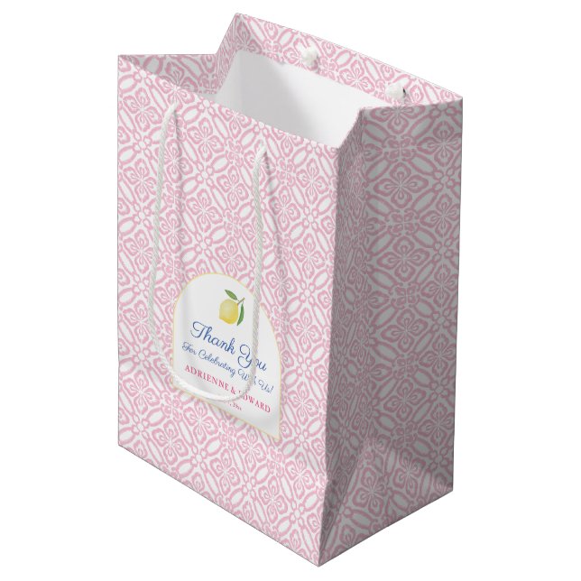 Sac Cadeau Moyen Fille carreaux rose Citrons Italiens Mariage Bienv (Devant Angle)