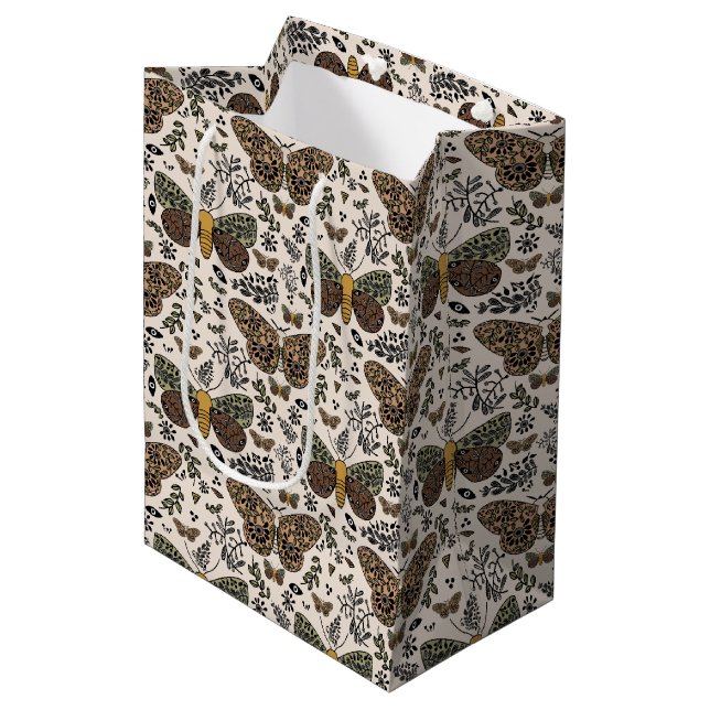 Sac Cadeau Moyen Fleurs sauvages de papillon de nuit bohème moderne (Devant Angle)