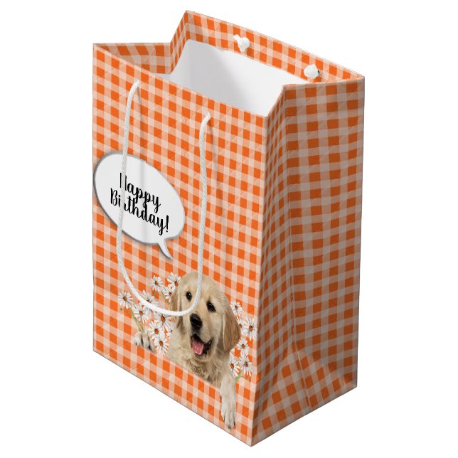 Sac Cadeau Moyen Golden Retriever dans les marguerites sur en vichy (Devant Angle)