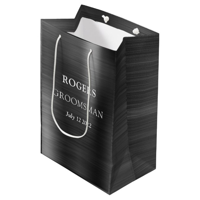 Sac Cadeau Moyen Groomsman Black Brossé Métal (Devant Angle)