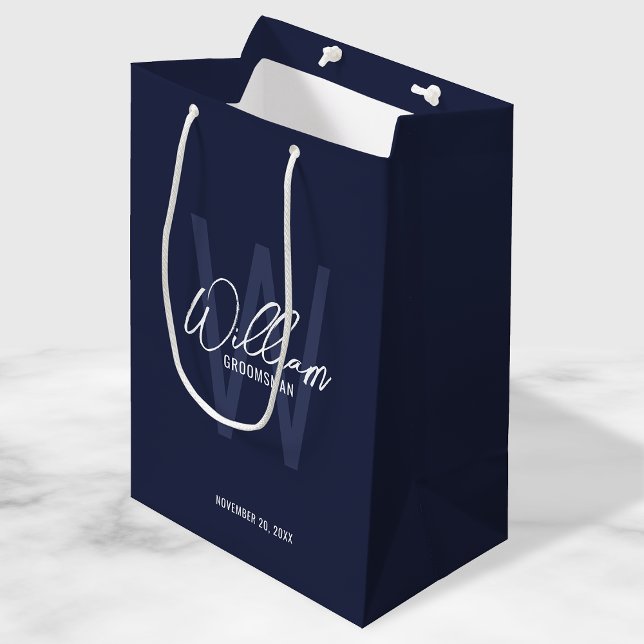 Sac Cadeau Moyen Groomsmans personnalisés de Navy Blue Script (Créateur téléchargé)