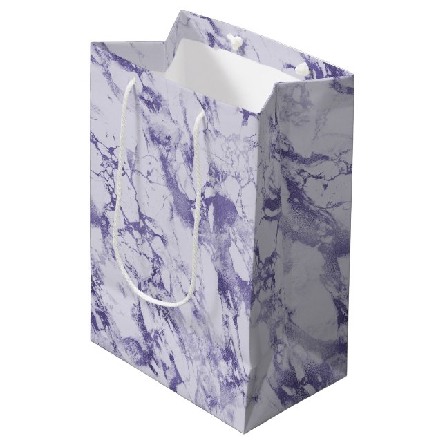 Sac Cadeau Moyen Imaginaire Abstrait pourpre (Devant Angle)
