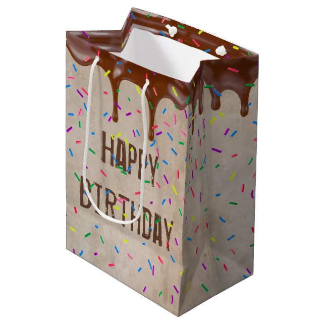 Sac Cadeau Moyen Joyeux Anniversaire Écouler le glaçage au chocolat (Devant Angle)