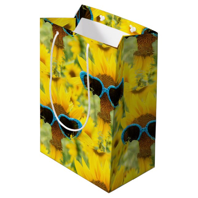 Sac Cadeau Moyen Lunettes de soleil de coeur sur tournesol (Dos Angle)