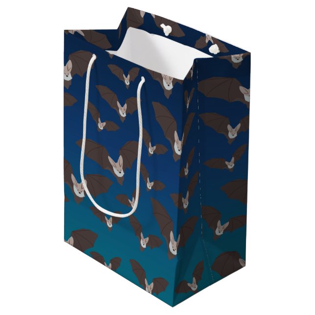 Sac Cadeau Moyen Motif de chauve-souris Éffrayant (Devant Angle)