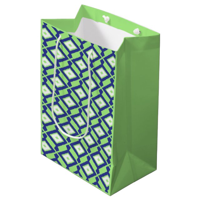 Sac Cadeau Moyen Motif Ikat - Vert, Indigo Bleu et Blanc (Devant Angle)