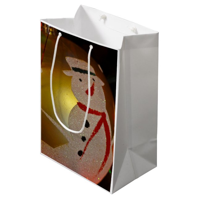 Sac Cadeau Moyen Ornement de neige givrée (Devant Angle)