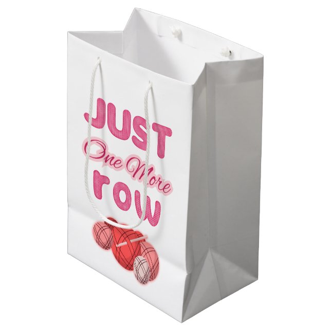 Sac Cadeau Moyen Pink Just One More Row Knitting (Devant Angle)